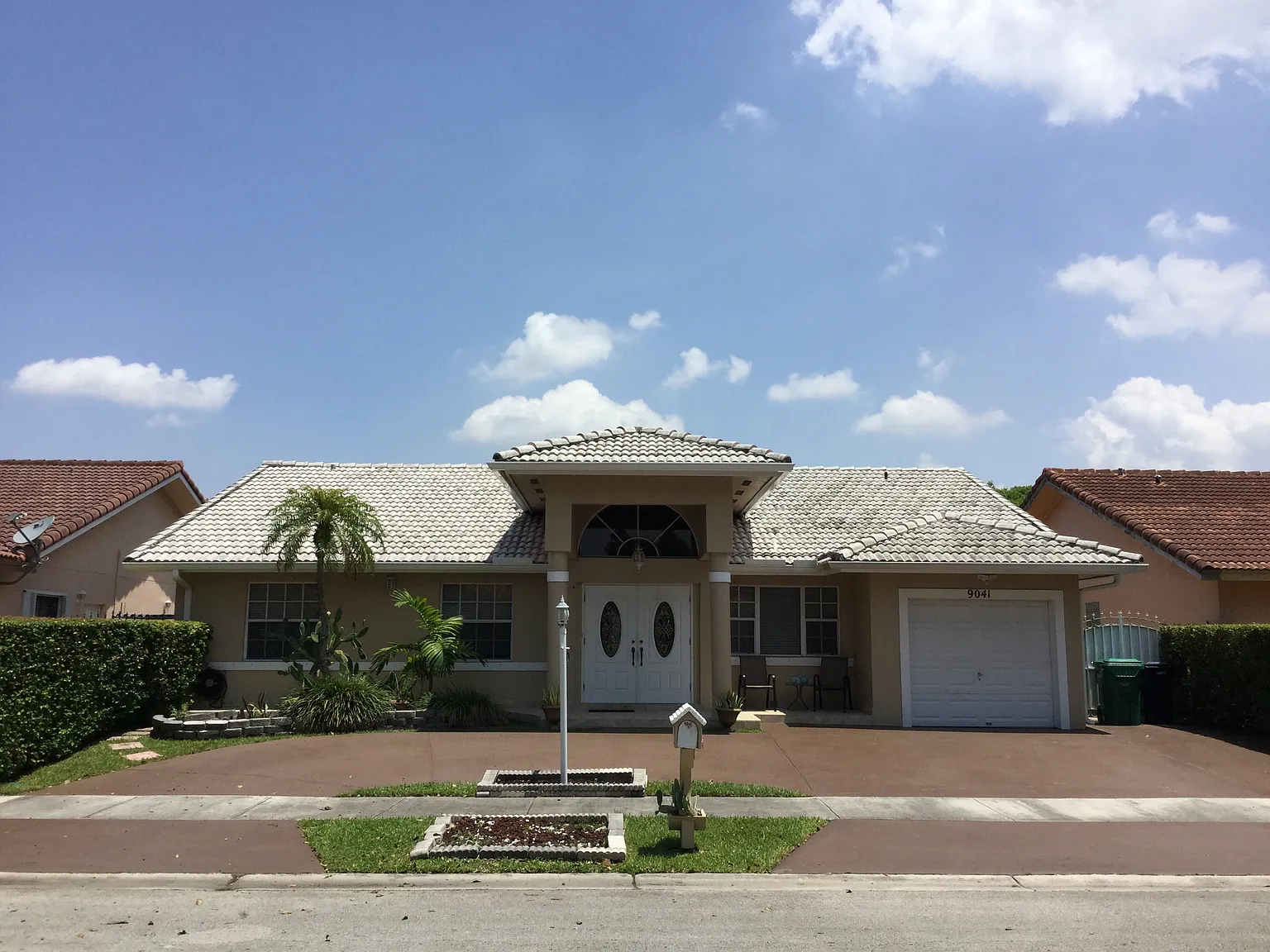 3360 Davis Dr photo 1