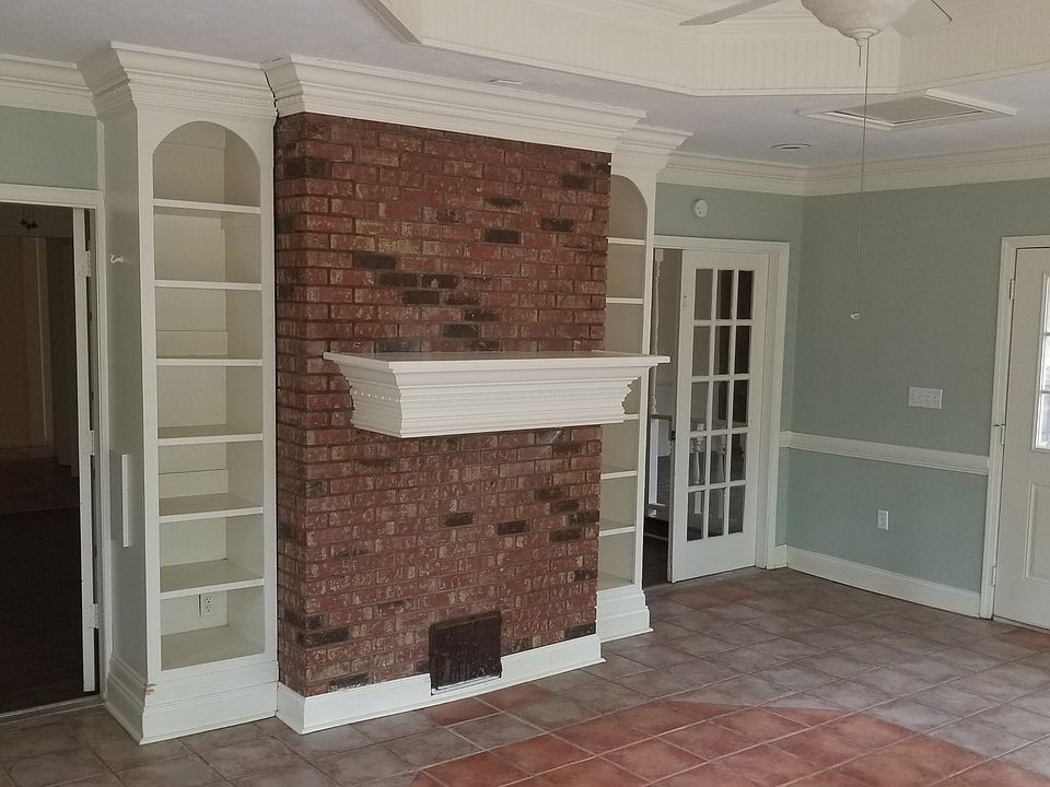 Sunrm, tray ceiling tile flr