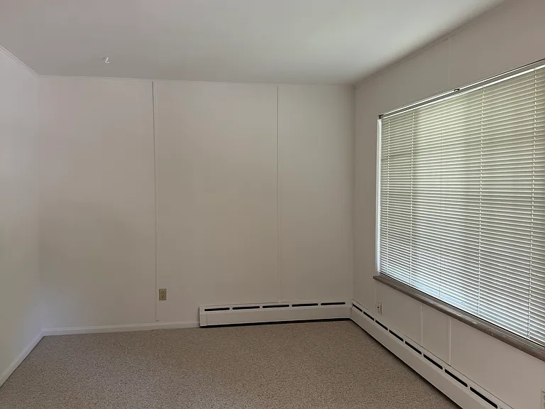 985 Northwood St #7 — Photo 8