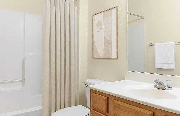 Valley Farms Apartment Homes — Photo 9