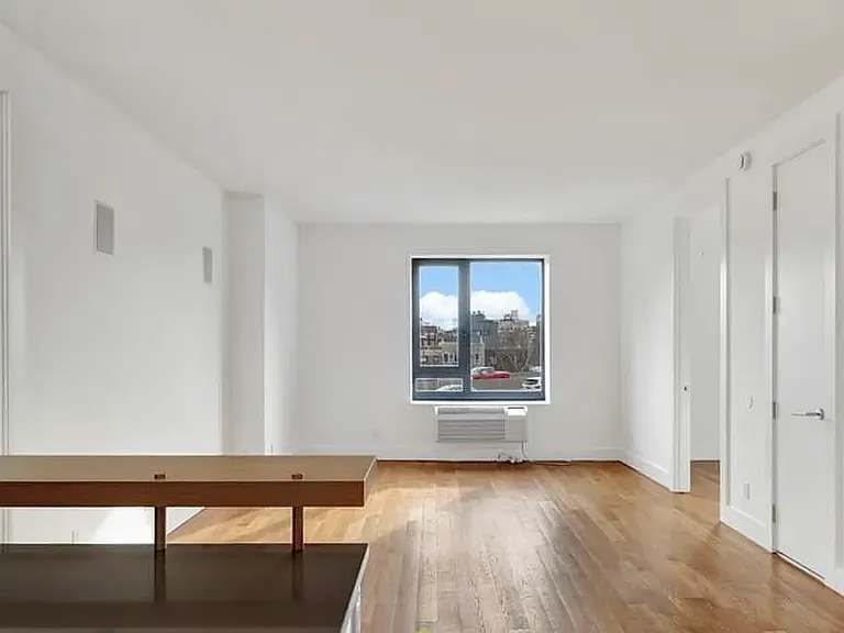 15 Jackson St #6A — Photo 3