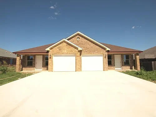 4505 Barrington Trl Photo 1