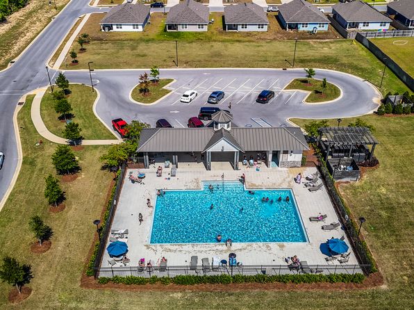 525 Mary Lou Way