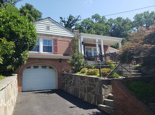 801 31st St S, Arlington, VA 22202