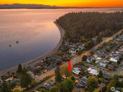 8816 Fauntleroy Way SW, Seattle, WA, 98136