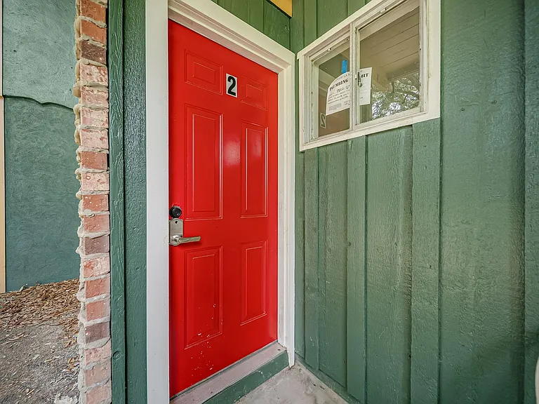 411 Avenue A #2 — Photo 4