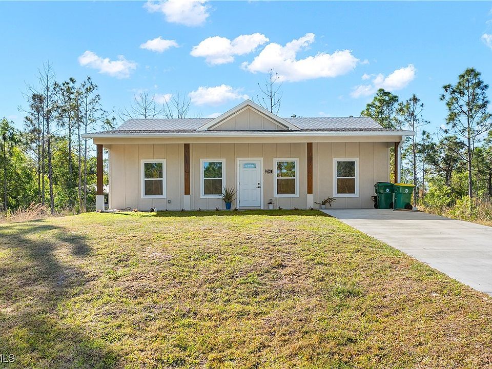 1st image of 27141 Alhambra Dr