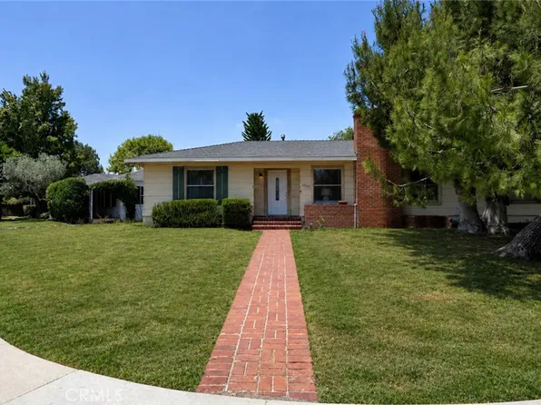 10207 Camarillo St, Toluca Lake, CA 91602