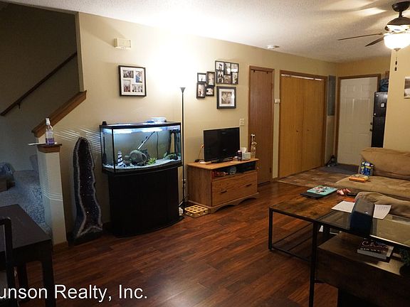 2nd image of 1925 Fanell Dr