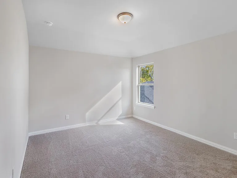 1110 N Britain Rd — Photo 5