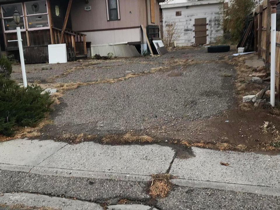 2nd image of 6816 Ina Dr NE