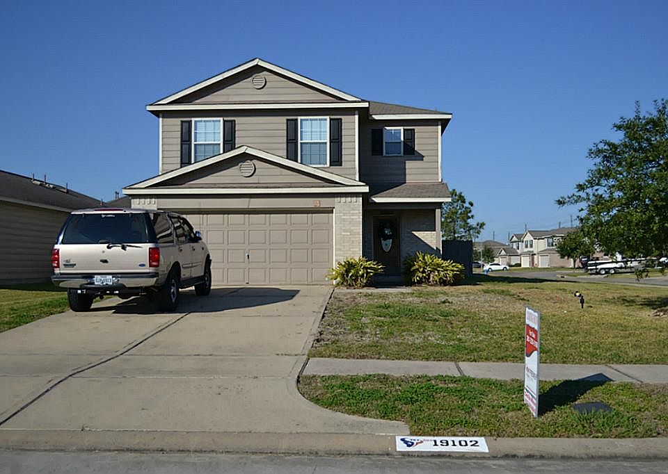 1st image of 19102 Jordans Landing Ln