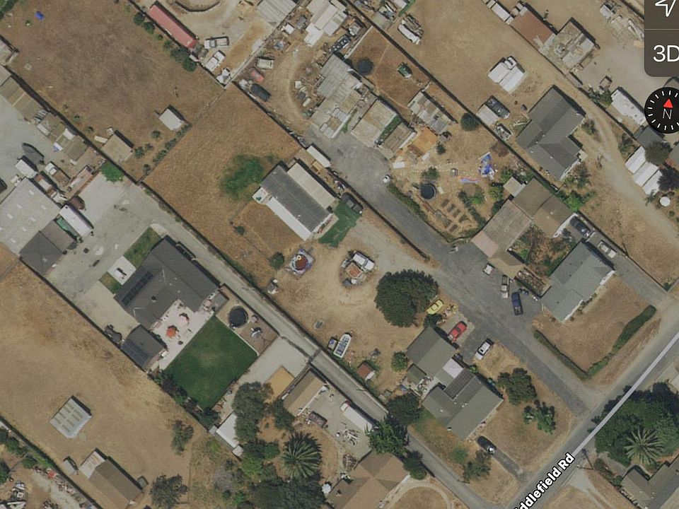 2nd image of 721 Middlefield Rd
