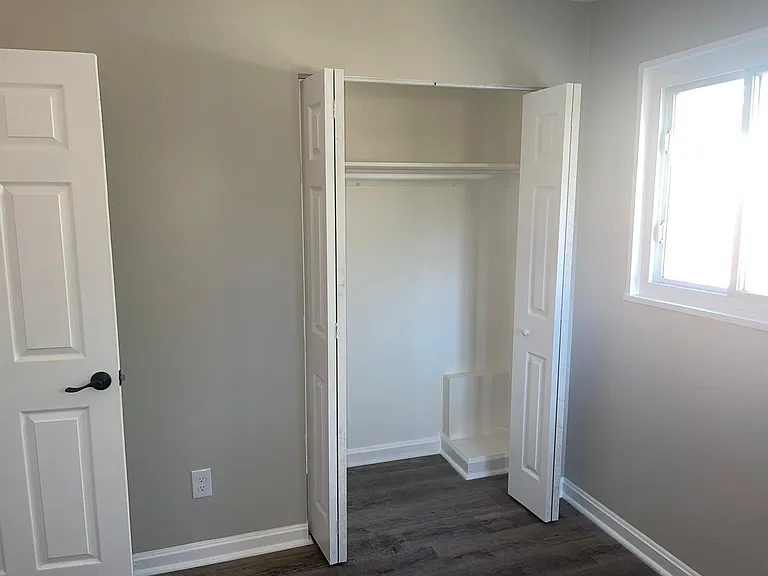 4016 Murdock St — Photo 5