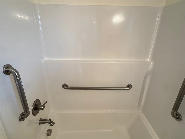 1654 NW Highland Ave — Photo 21