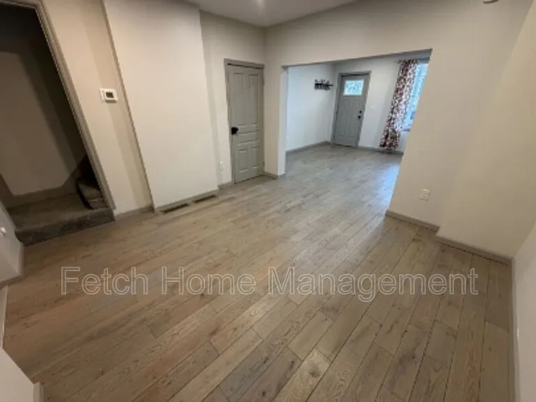 34 N Lee St — Photo 6