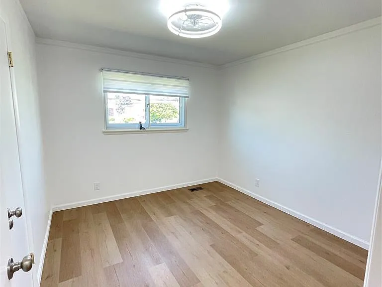 32827 Dover Ave — Photo 21