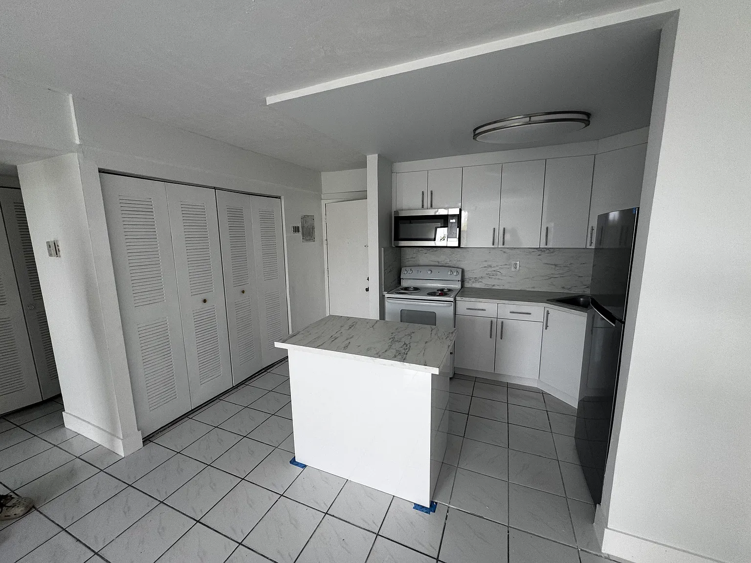 1 bed, 900 sqft, $1,850 — Photo 1