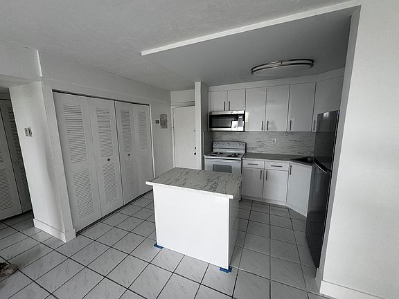 4th image of 6565 W 2nd Ct #303