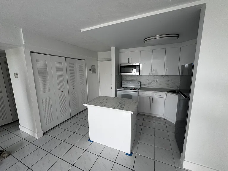 6565 W 2nd Ct #303 — Photo 4