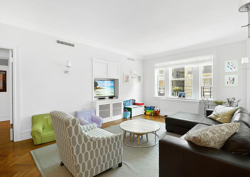 1st image of 610 Cathedral Pkwy #5C
