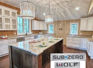 334 Bryn Mawr Rd, Birmingham, MI 48009