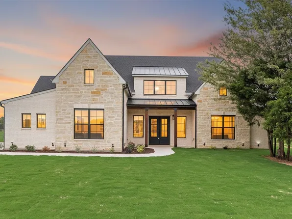 209 Waverunner Ct, Corsicana, TX 75109