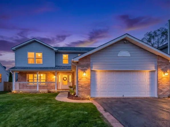 627 Grace Dr, Lake In The Hills, IL 60156