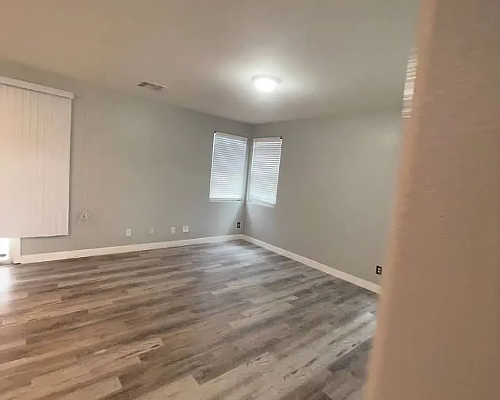 7349 Dolphine Crest Ave — Photo 95