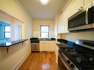 217A Commonwealth Ave #12B, Chestnut Hill, MA 02467
