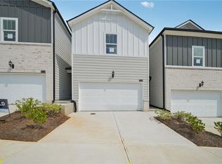 5526 Cosimo Rd, Fairburn, GA 30213