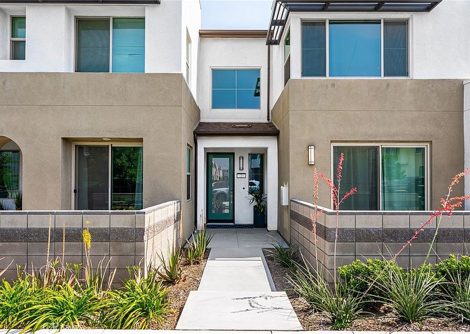 1st image of 3570 E Pollock St #2