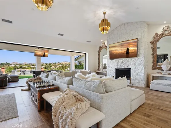 40756 Los Ranchos Cir, Temecula, CA 92592