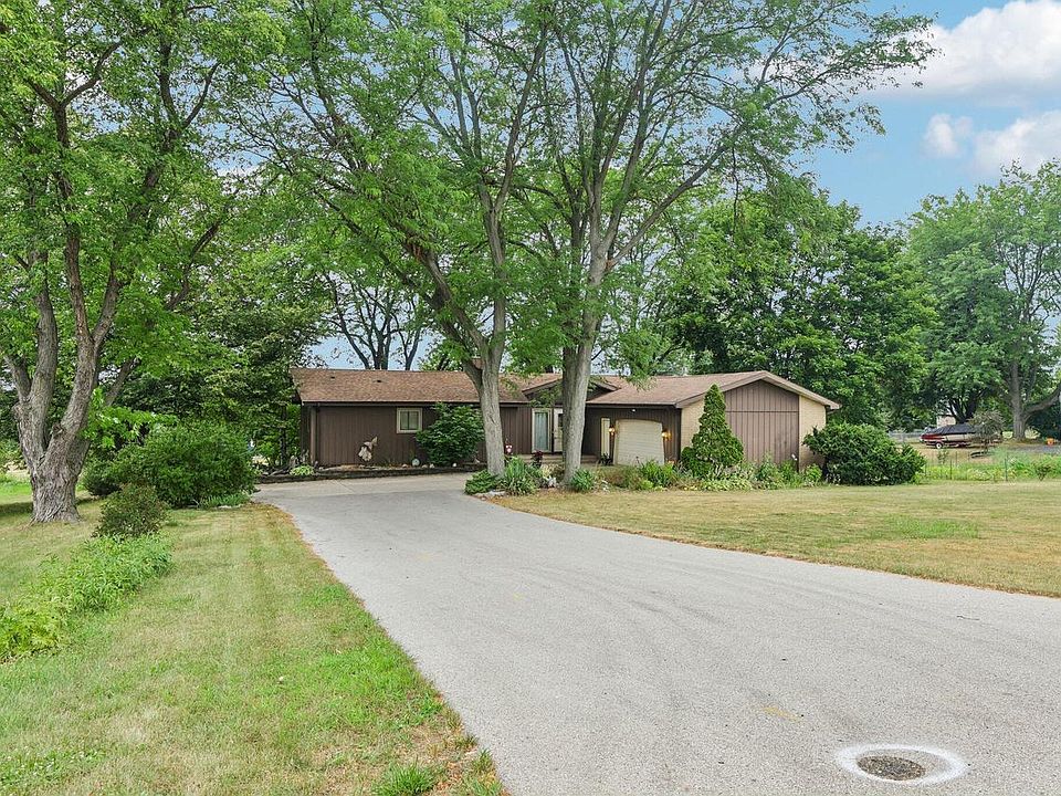 1st image of N1615 Poeppel ROAD
