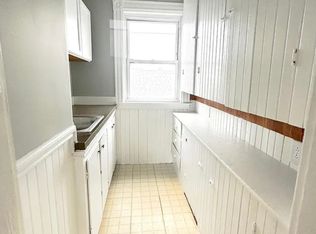 201 Laurel St #3, Manchester, NH 03103