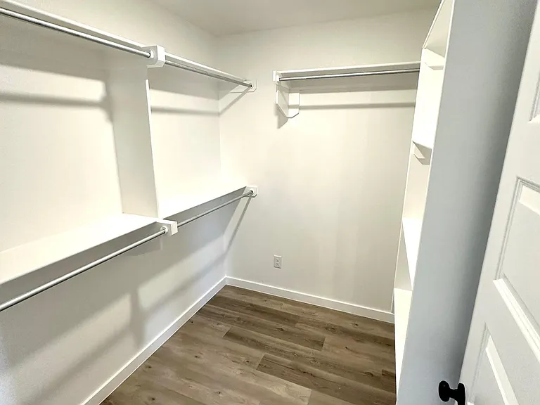 3210 Cottonwood Ave — Photo 9