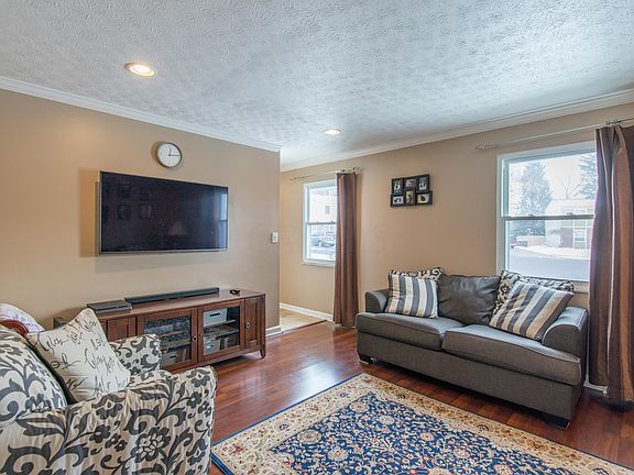 4th image of 6485 Tassel Ct