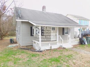1008 Cranbrook St, Greensboro, NC 27407