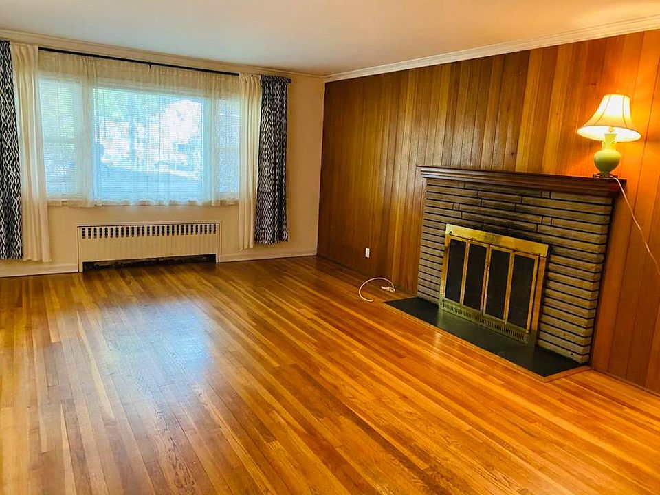 1st image of 75 Elm Ave Floor 1