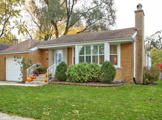 6784 N Hiawatha Ave, Chicago, IL