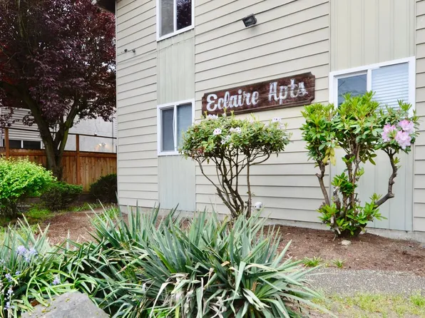 10525 Midvale Ave N APT 302, Seattle, WA 98133