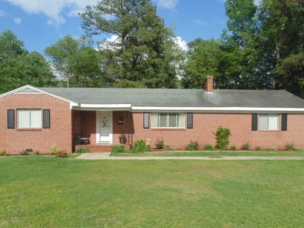 505 Lakeview Dr, Murfreesboro, NC 27855