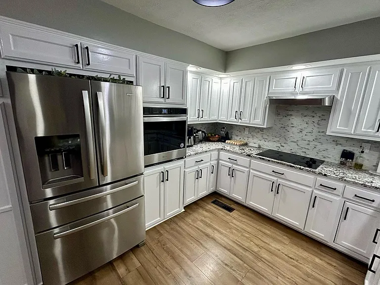 2505 Franklin Dr — Photo 10