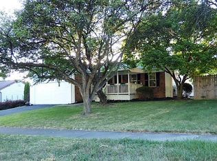 5003 Honeysuckle Blvd, Columbus, OH 43230