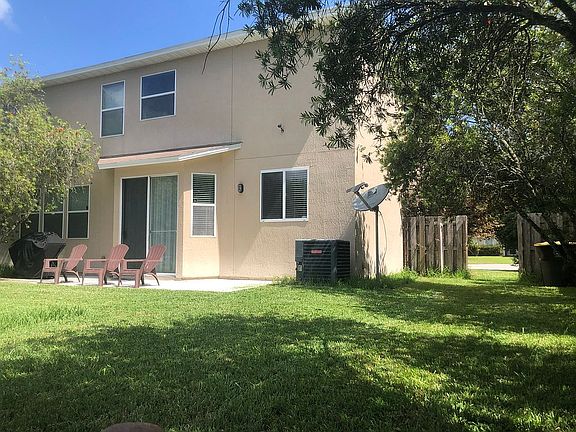 3rd image of 11480 Bonnie Lakes Ct