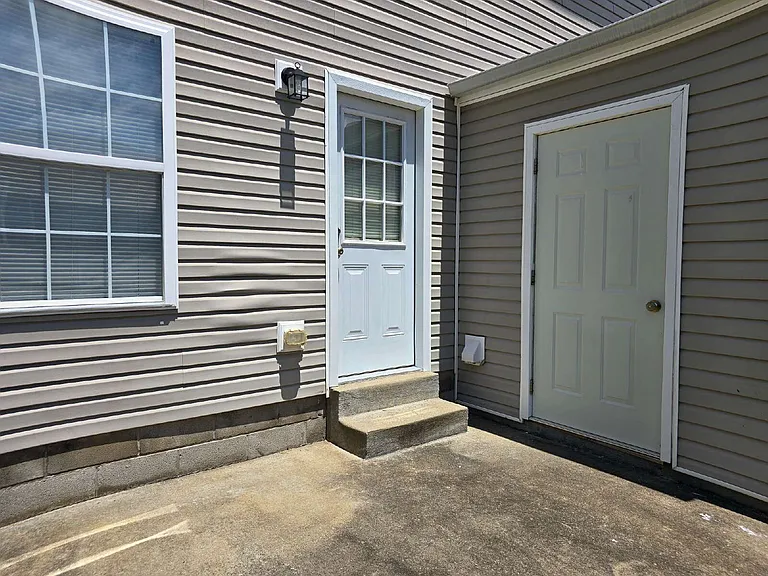 248-2B Executive Ave — Photo 7
