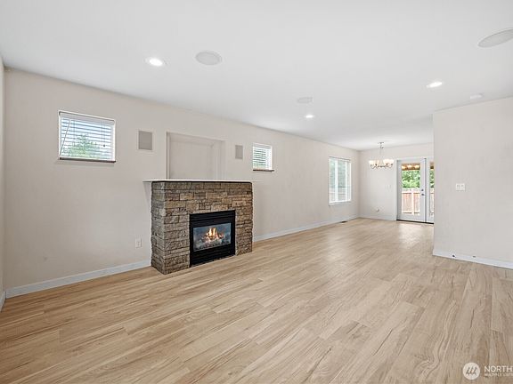 4th image of 411 Rudnick Court NW