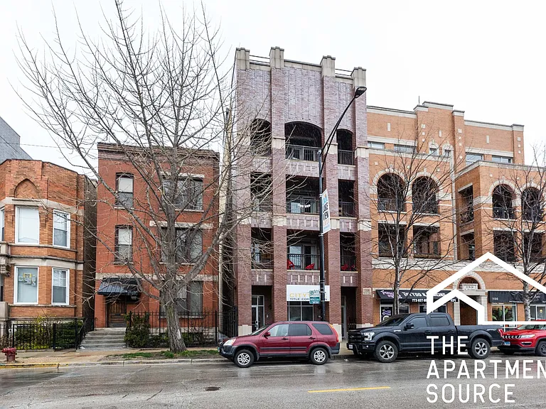 1136 W Diversey Pkwy #3 — Photo 7