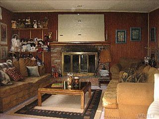 3rd image of 21 Beach Ave