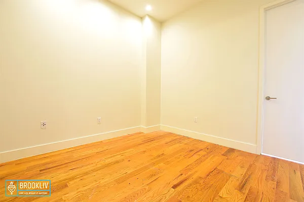 Rented by null | media 6